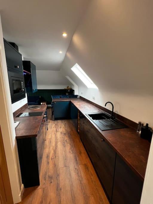 Roslin Templar Loft Apartment Exterior photo